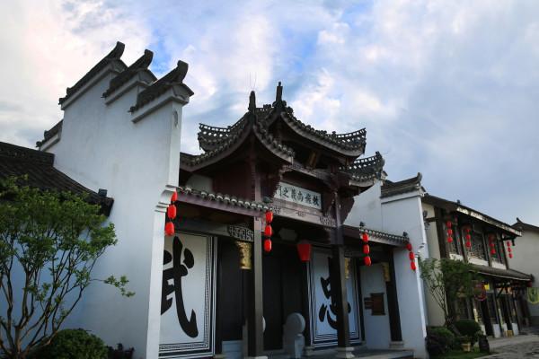 展厅搬出国门引来亿元大单
